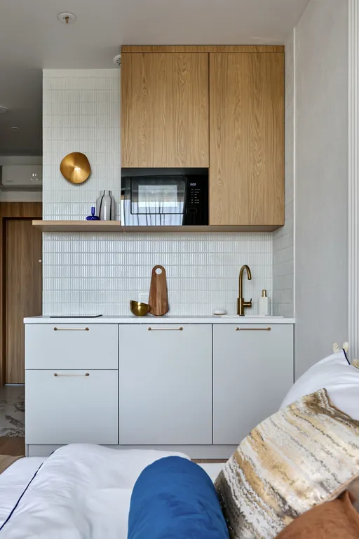 Апартаменты с видом на бассейн 615