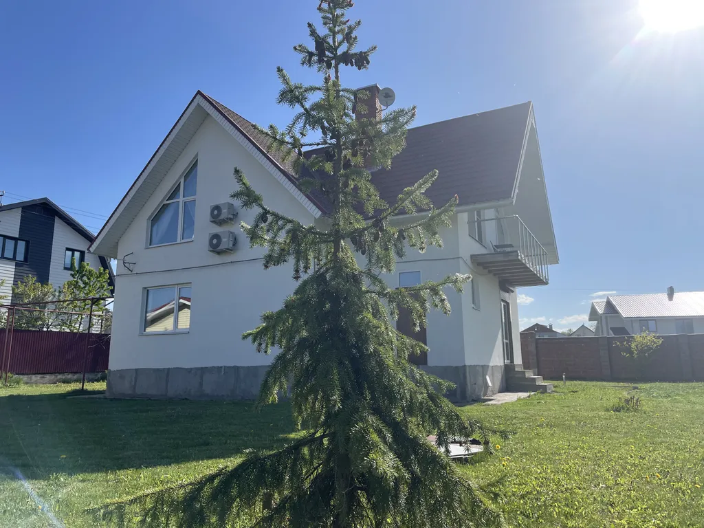 Уютный коттедж с 4-ми спальнями, баней и бильярдом у озера