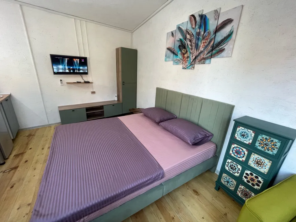 Коттедж Домик у Моря отдельно стоящий - парковка, детский уголок, зона отдыха — Адлер