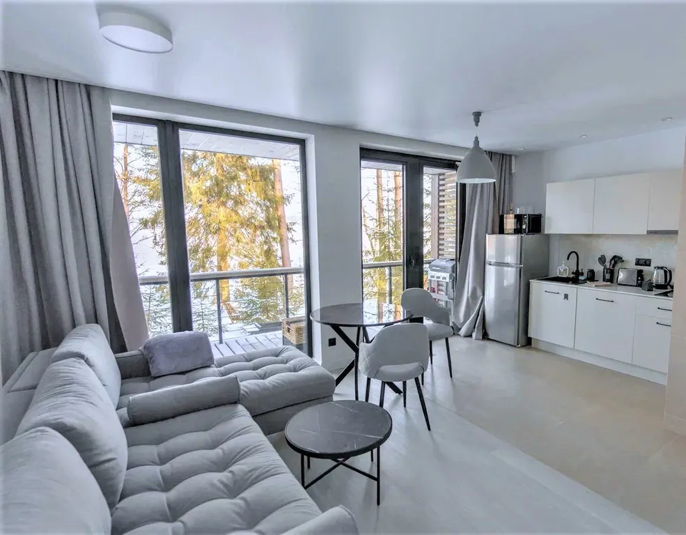 Коттедж Дом с одной спальней на 1 линии с видом на озеро — Приморск