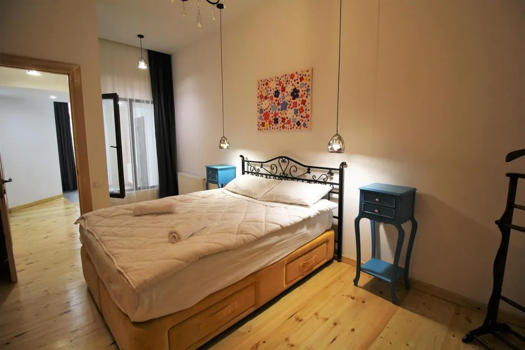 Уютная квартира рядом Руставели