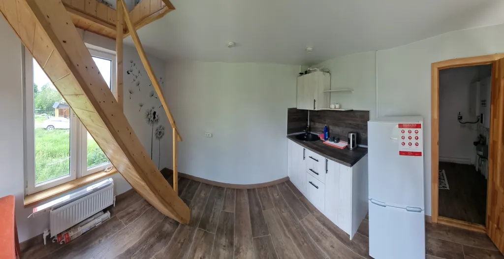 Домик с видом на горы