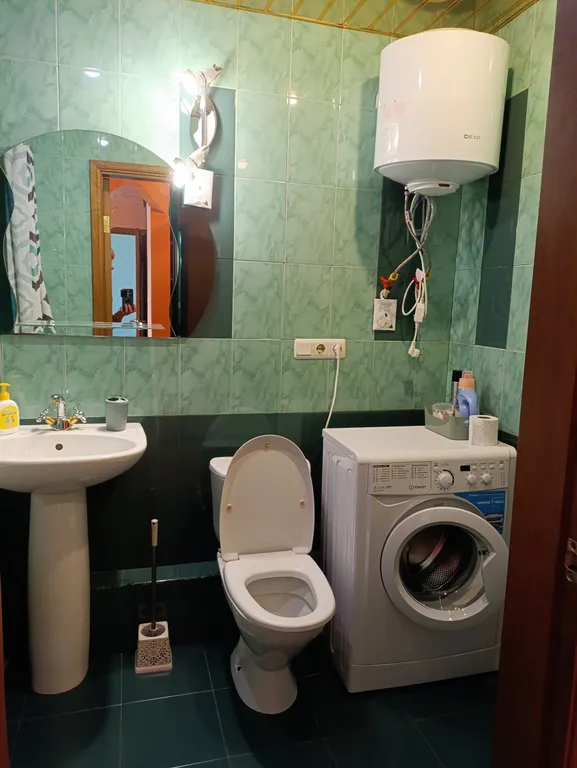 Уютная квартира с видом на город море рядом с жд станцией Вторая речка