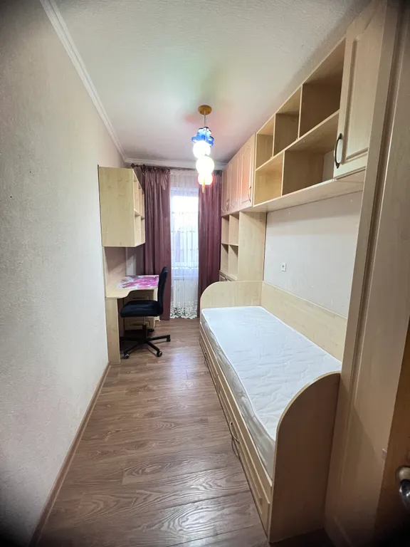 4-комнатный Дом