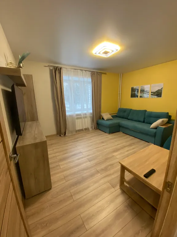 Квартира Стильная двухкомнатная квартира: 5 минут от вокзала Ярославль-Главный — Ярославль