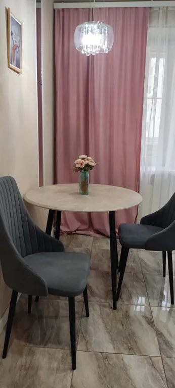 Квартира в тихом зелёном месте города Вишнёвые Сады.