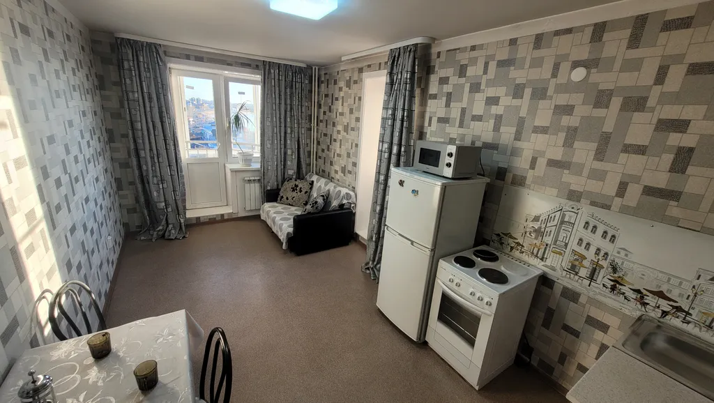 Евродвушка с видом на реку Ангару