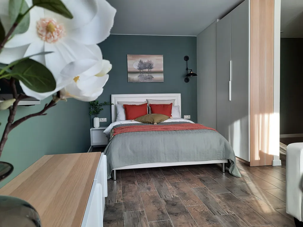 Студия на Южном Валу