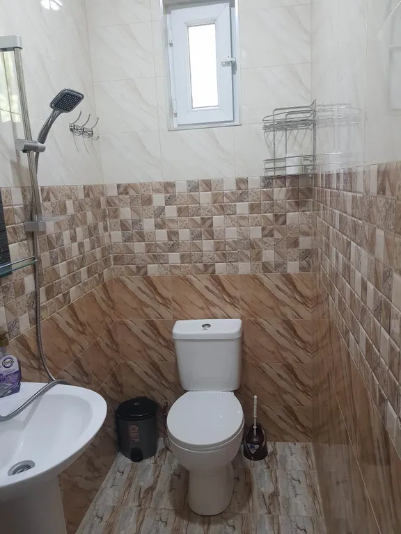 Коттедж 2-комнатный Дом — Батуми