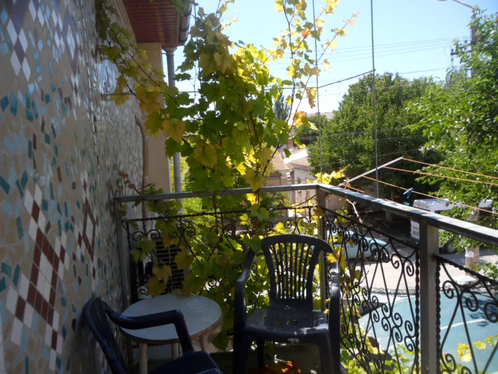 Трех комнатная квартира в частном доме в 5-ти минутах от набережной