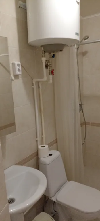 Уютная жилая секция в частном секторе недалеко от моря