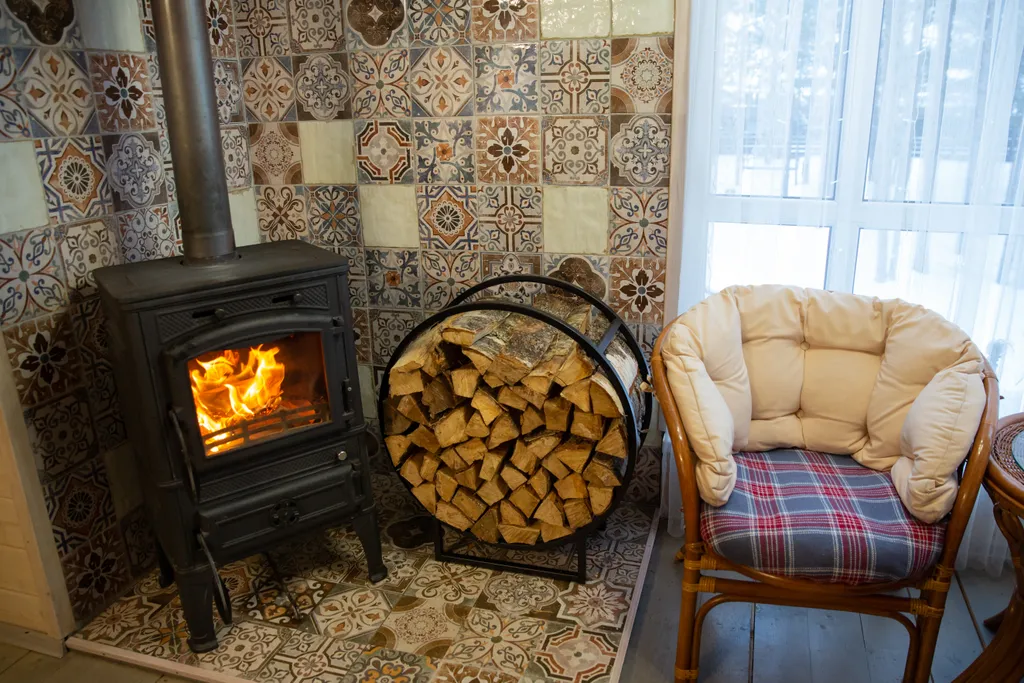 Дом с камином76