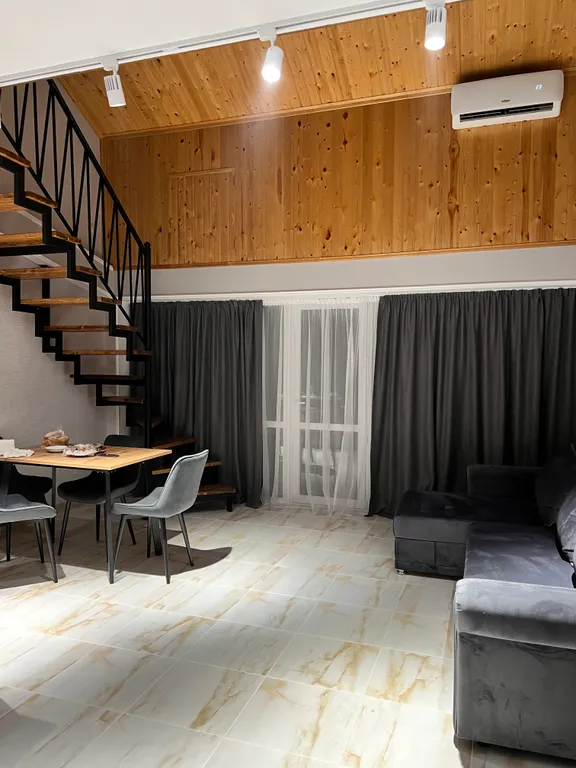 Уютная квартира-студия на первой береговой линии, прекрасный вид