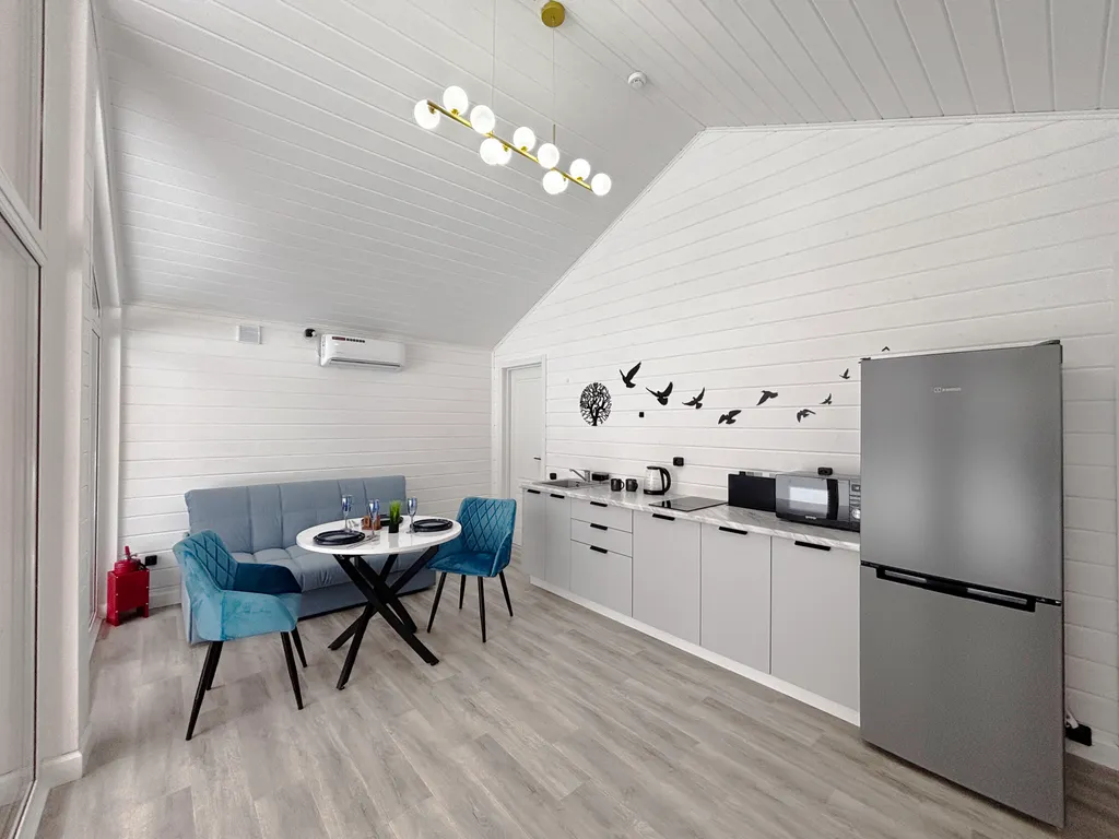 Коттедж у озера