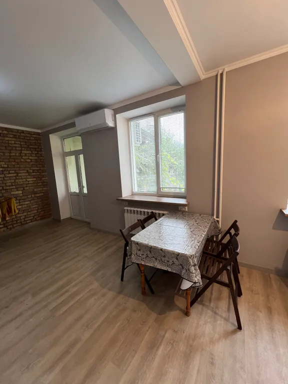 Уютная квартира в самом центре города, закрытая территория с парковкой