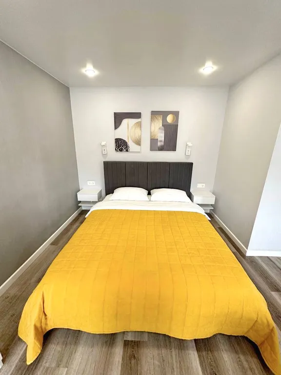 Современная квартира-студия в центре города