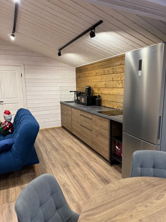 Коттедж Домик на поляне — Светлое