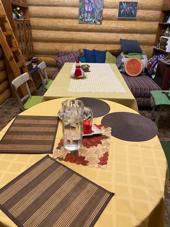 Домик в деревне с баней