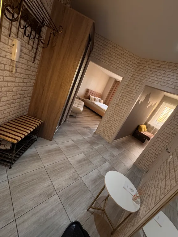 Уютная светлая квартира с самыми красивыми закатами