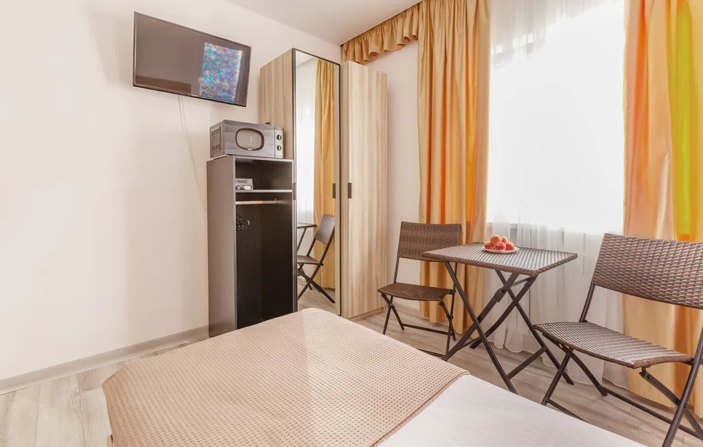 Квартира Квартира Студия с кухней, террасой, жаровней, барбекю, водопадом 20м2 — Геленджик