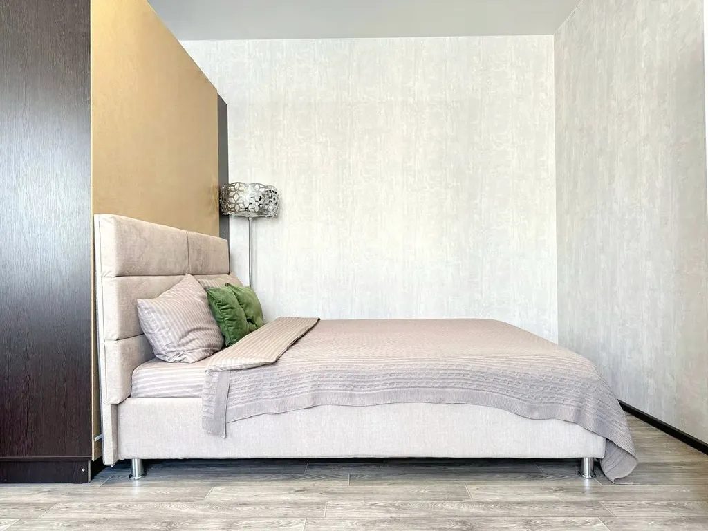 Студия с балконом рядом с Кузбасс Ареной и Ледовым дворцом