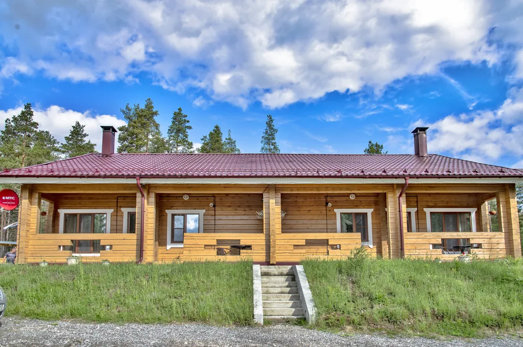 Уютный дом со всеми удобствами на берегу озера Верхнее Куйто