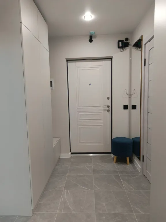 Уютная евродвухкомнатная квартира с дизайнерским ремонтом