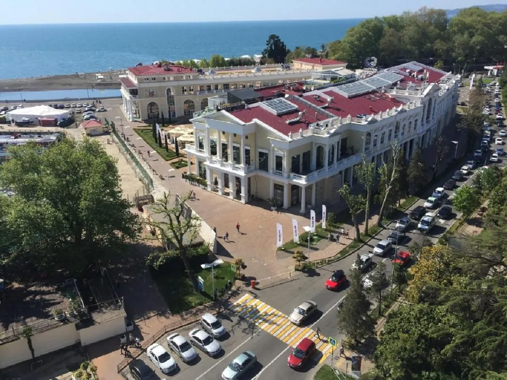 Апартаменты с 2-мя спальнями с видом на яхты