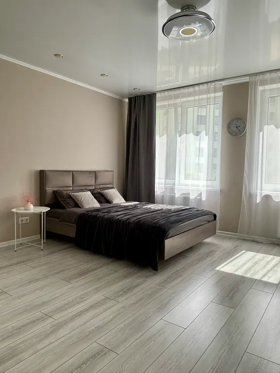 Квартира Стильная квартира  MoonRoom72  в лучшем районе города — Тюмень