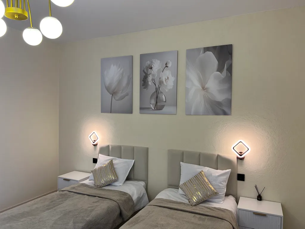 Номер в 3 минутах до поляны Азау