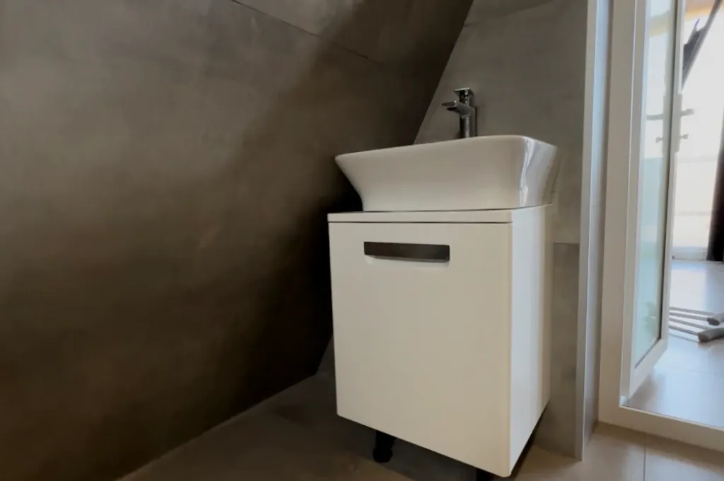 Уютный домик на берегу моря