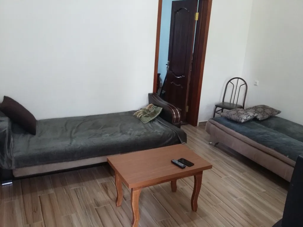 Квартира 2-комнатная Квартира — Батуми