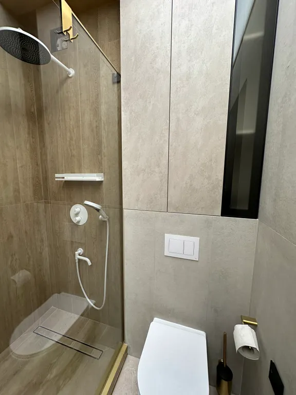 Голд. Стильный апартамент с видом на горы