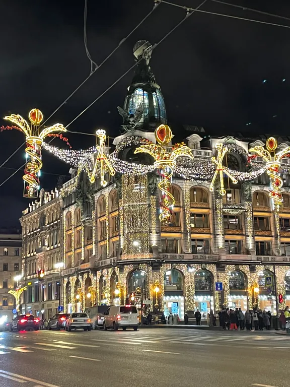 Центр Вид- река,  кораблики Версаль