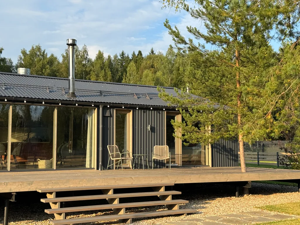 Уютный загородный дом в тишине