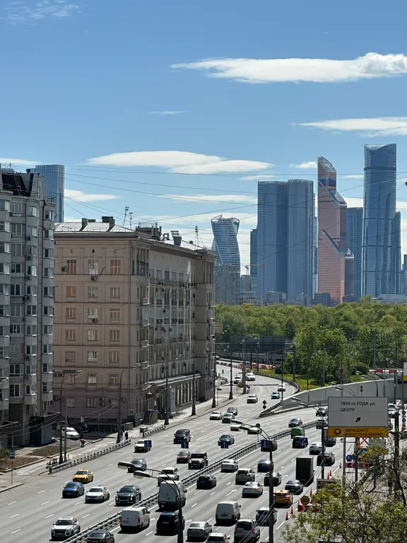 Квартира 3-комнатная Квартира — Москва