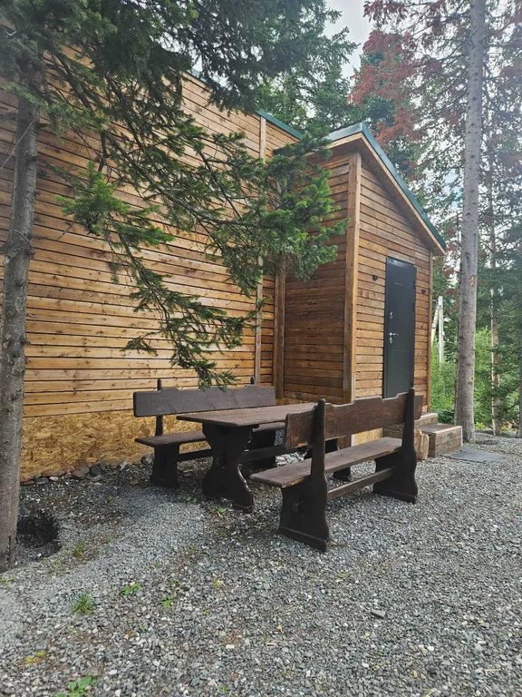 Коттедж Дом в живописнейшем месте в окружении кедровых и пихтовых деревьев — Шерегеш