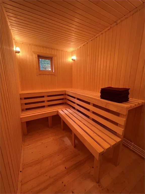 4-комнатный Дом