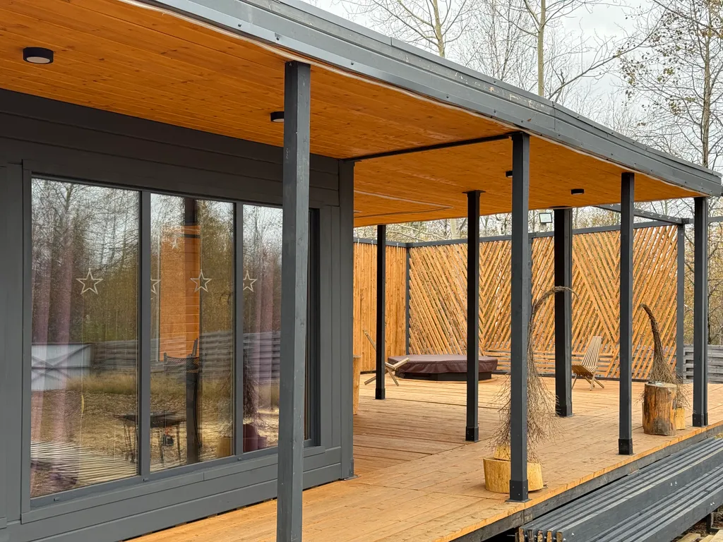 Дом с террасой и банным чаном