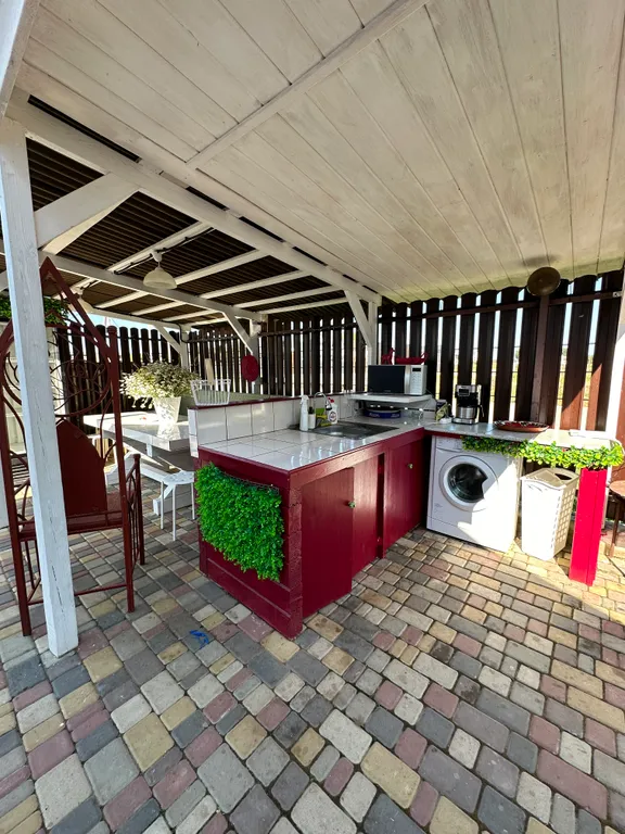 Коттедж Красивые домики у моря Золотая Рыбка — Кучугуры