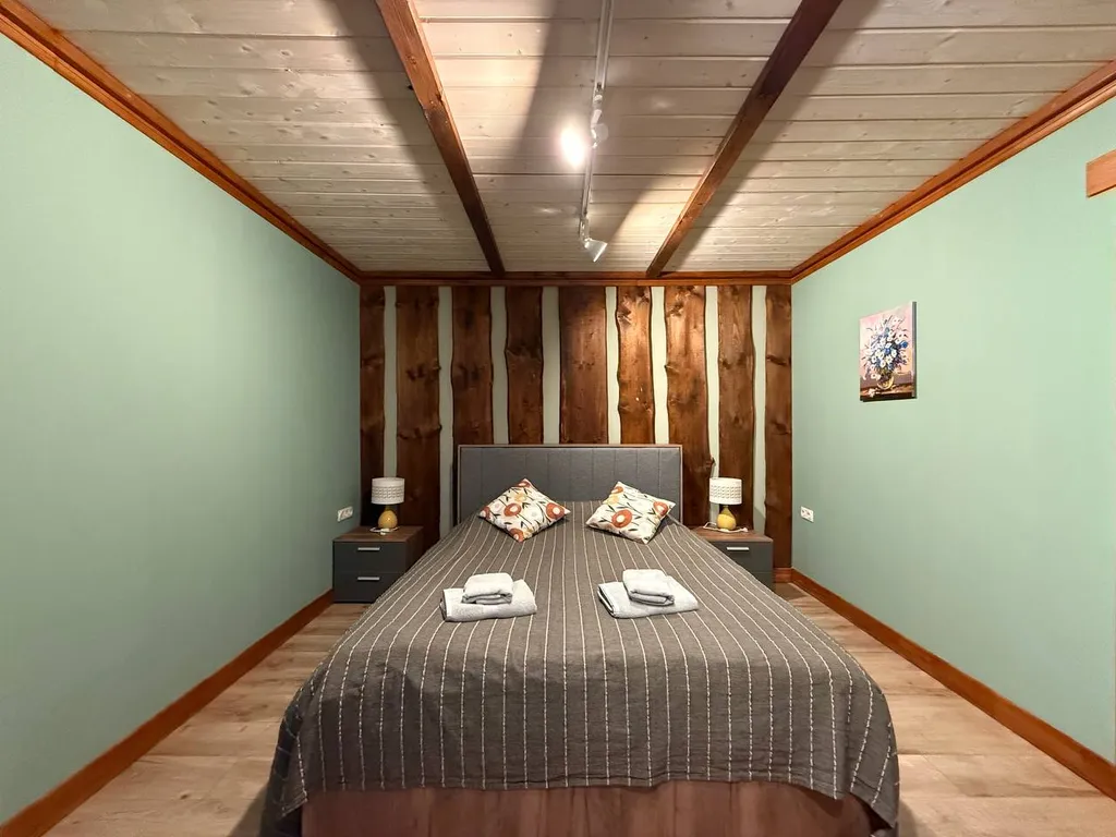 Дебаркадер Запад