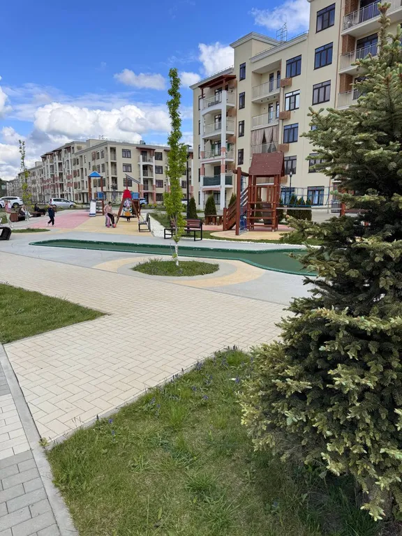 Квартира с позитивной энергетикой и кинотеатром рядом с Кипарисами