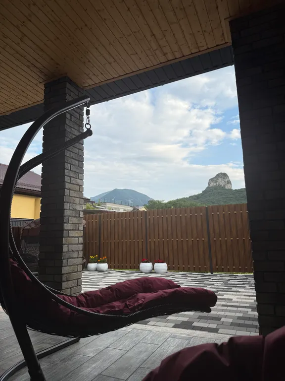 Дом под горой Железной