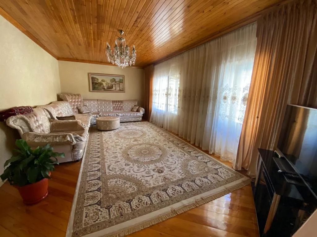 5-комнатный Дом