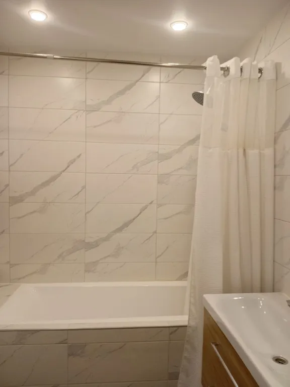 Квартира Уютная квартира-лофт с камином у Исаакия — Санкт-Петербург