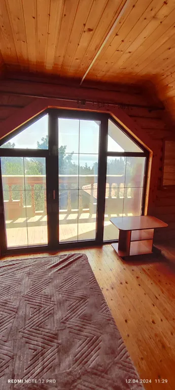 Сруб у моря