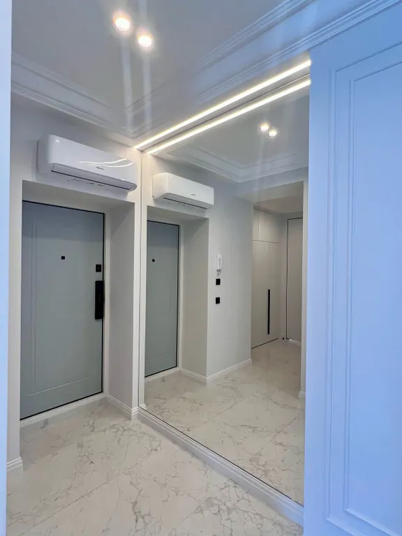 2-комнатный люкс с дизайнерским ремонтом в историческом центре