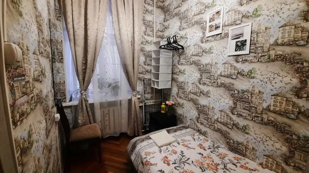 Небольшая уютная двушка в самом центре