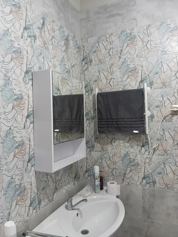 Стильная квартира в центре с видом на горы и море