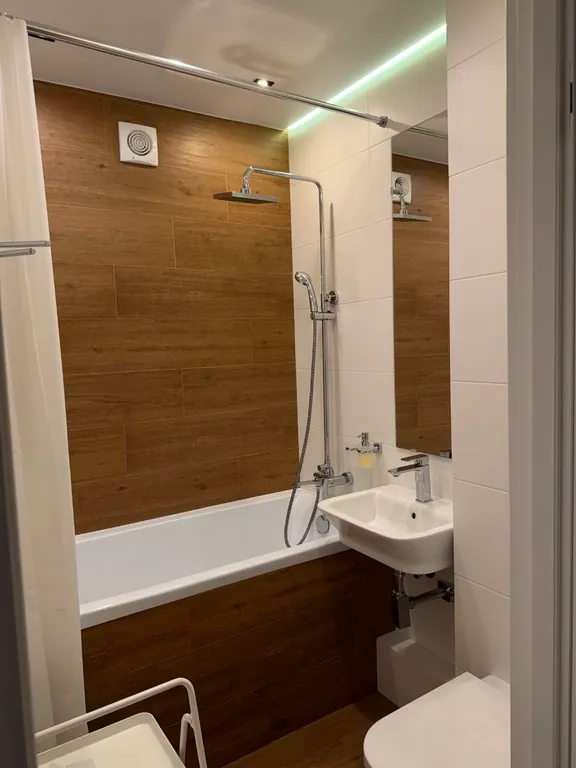 Уютная квартира в центре Ялты, ровное место, развитая инфрастуктура